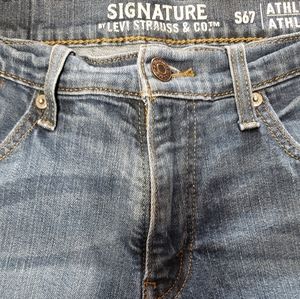 Ladies Levi Strauss & Co. Signature Jeans